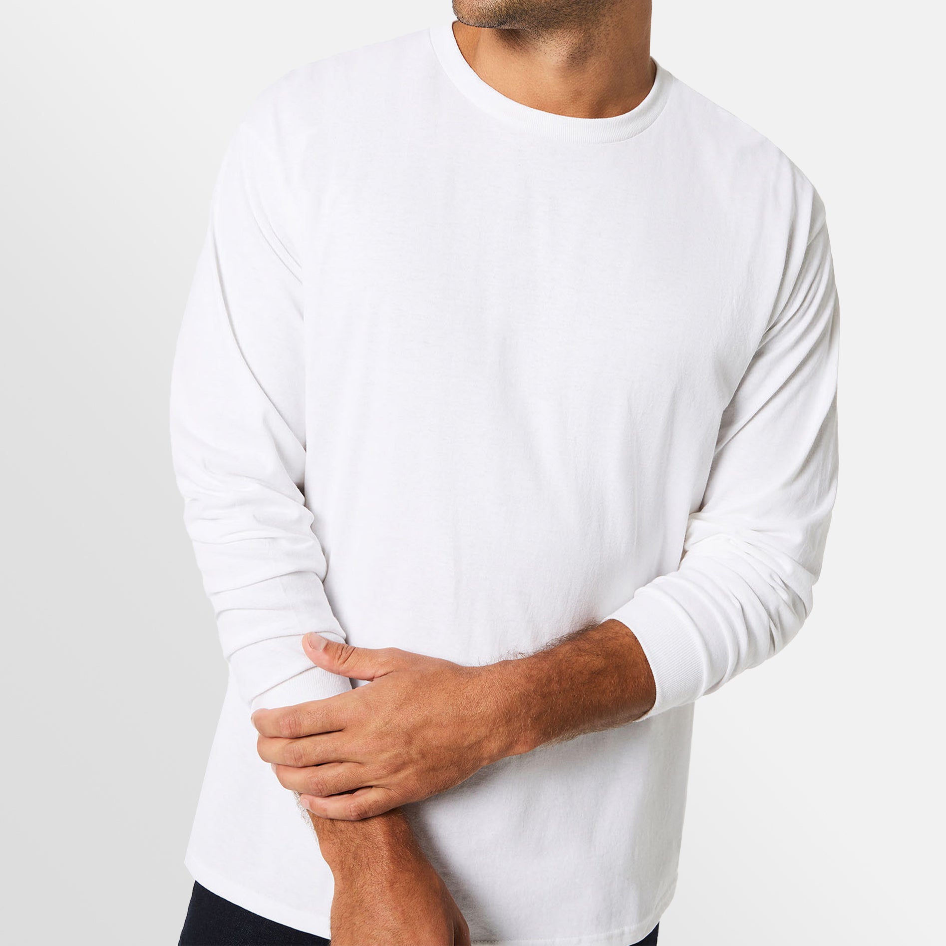 Gildan long sleeve white t outlet shirt